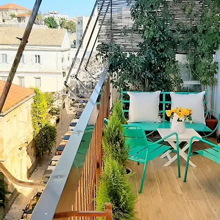 Апартаменты Aay- Corfu Town & Sea 2bedroom Renovated + Lift / Comfy&design+wifi *