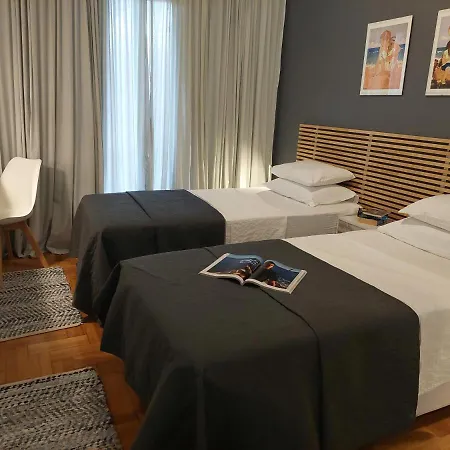 Aay- Corfu Town & Sea 2bedroom Renovated + Lift / Comfy&design+wifi Apartmán