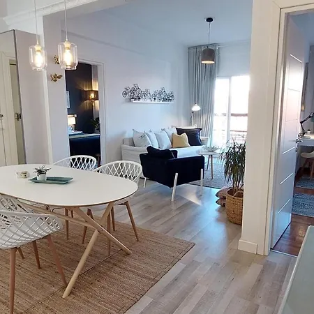 Aay- Corfu Town & Sea 2bedroom Renovated + Lift / Comfy&design+wifi Appartement Corfu (city)
