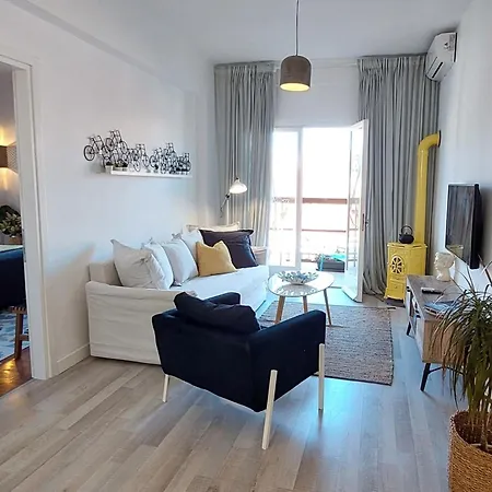 Aay- Corfu Town & Sea 2bedroom Renovated + Lift / Comfy&design+wifi Appartement