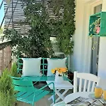 Aay- Corfu Town & Sea 2bedroom Renovated + Lift / Comfy&design+wifi شقة Corfu (city)